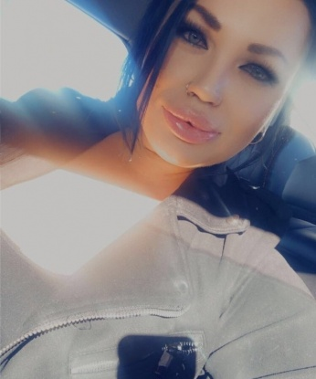 Анкета проститутки Лидия - город Улахан-Кюёль, 33 года, №1860